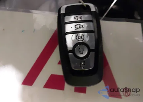 2022 Ford Mustang Ecoboost Premium Fastback z USA, uszkodzony, nr VIN 1FA6P8TH1N5128012